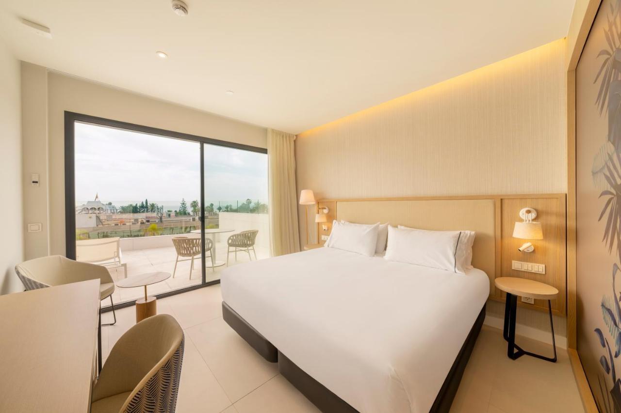 Eurostars Oasis Hotel