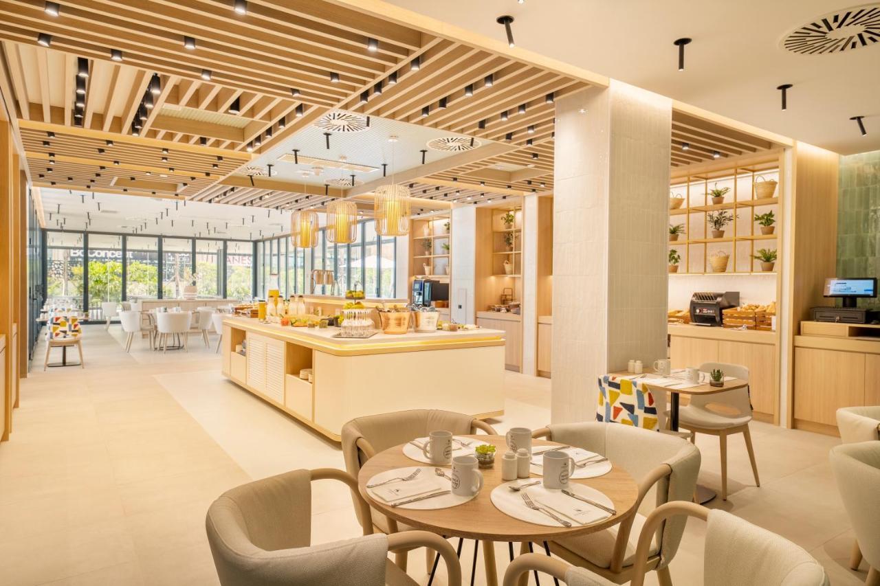 Eurostars Oasis Hotel 4*