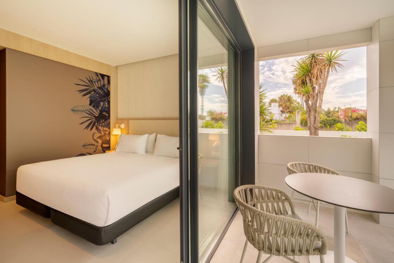 Eurostars Oasis Hotel 4*