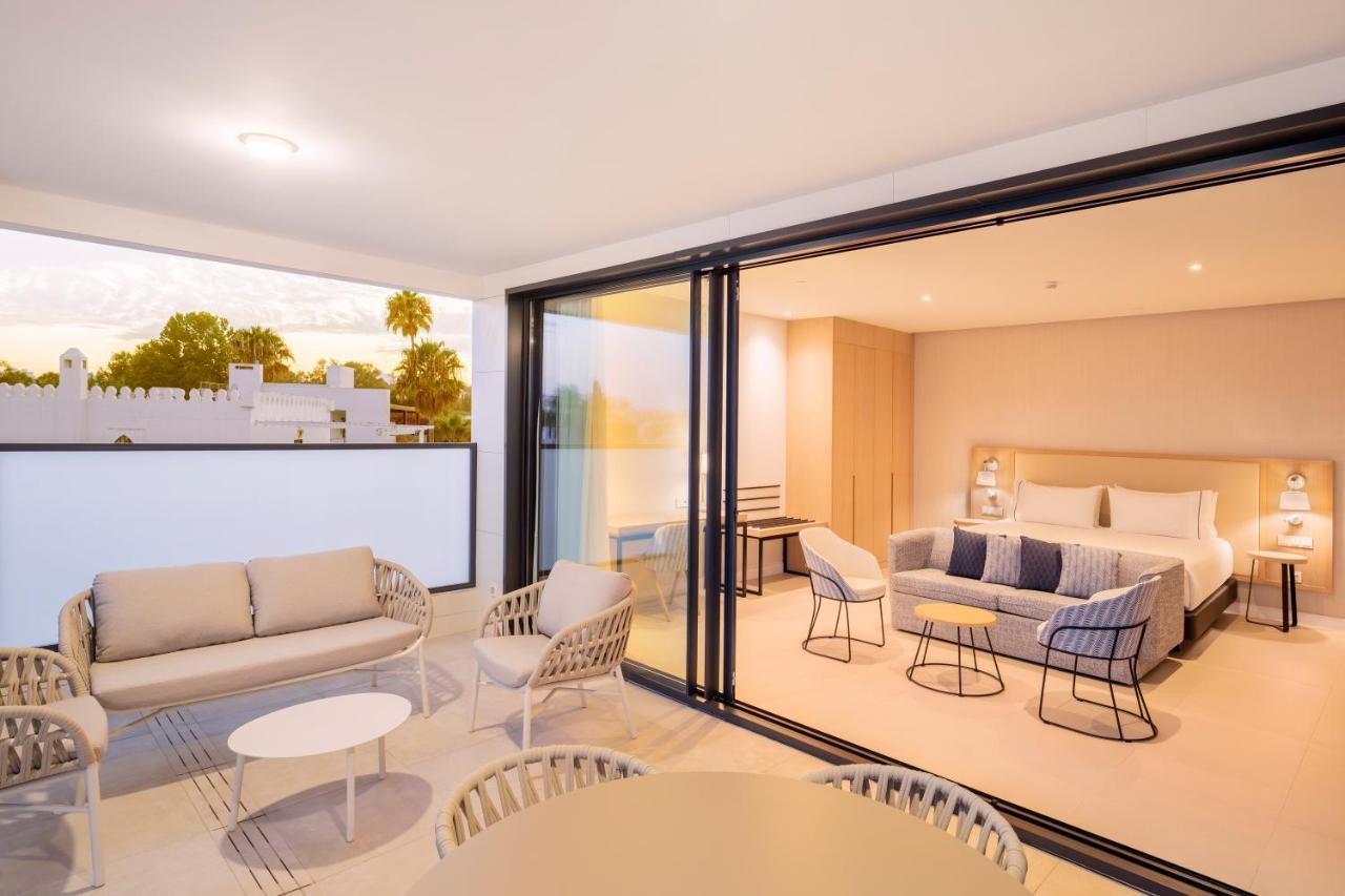 Eurostars Oasis Hotel